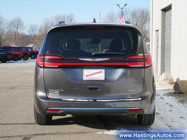 used 2022 Chrysler Pacifica car, priced at $25,982