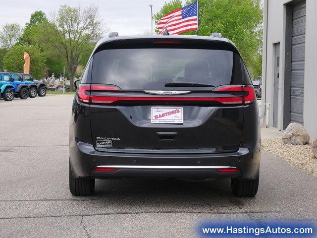 used 2022 Chrysler Pacifica car, priced at $24,482
