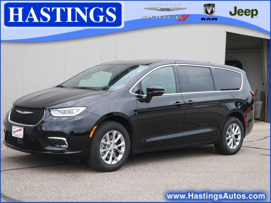 new 2026 Chrysler Pacifica car, priced at $45,761