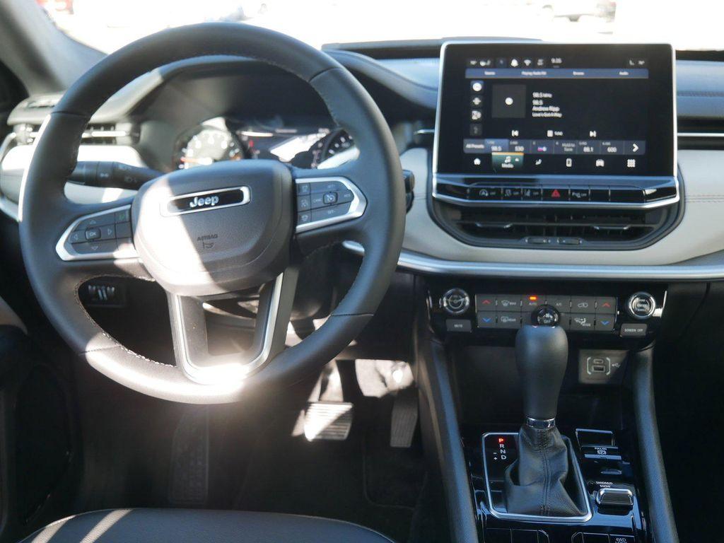 new 2025 Jeep Compass car, priced at $29,626