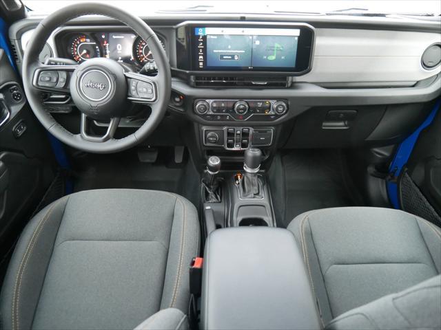 new 2025 Jeep Wrangler car, priced at $44,557