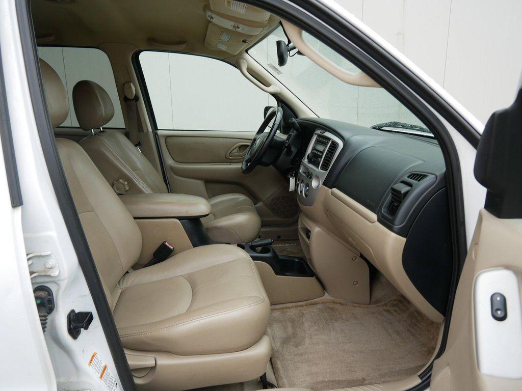 used 2003 Mazda Tribute car, priced at $982