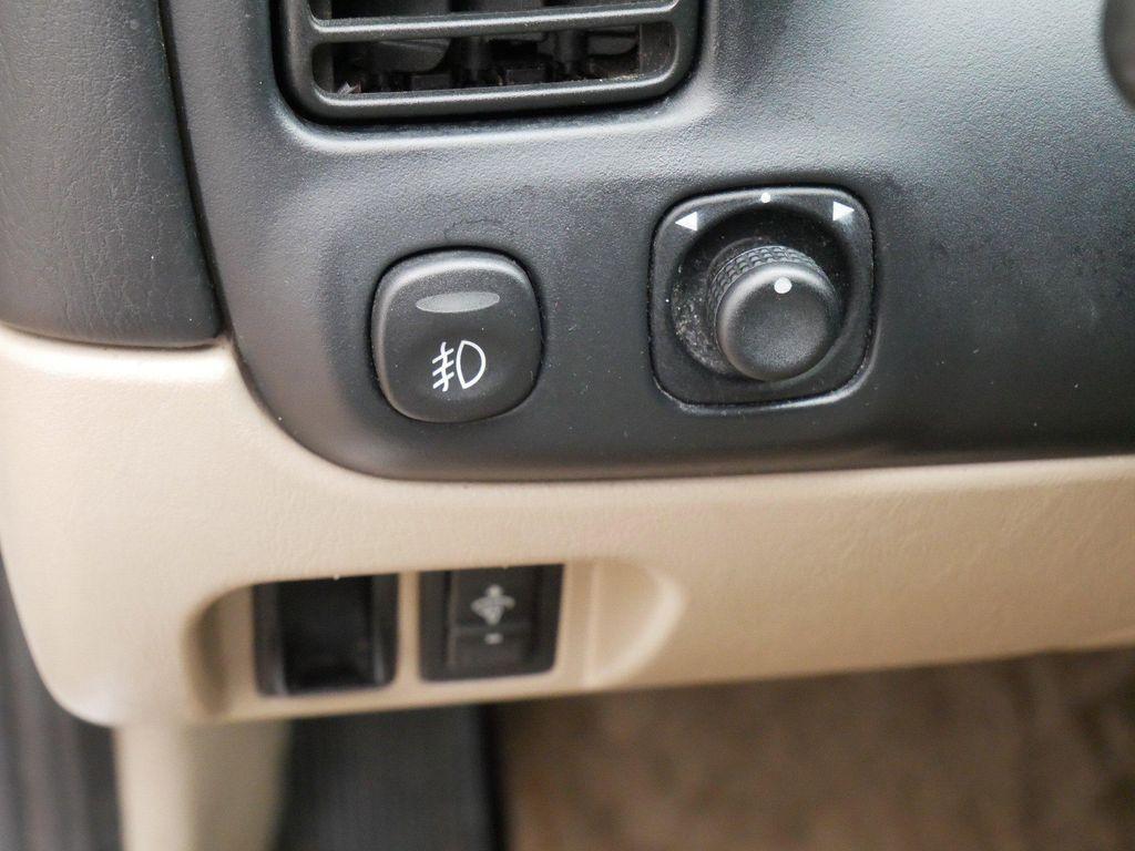 used 2003 Mazda Tribute car, priced at $982