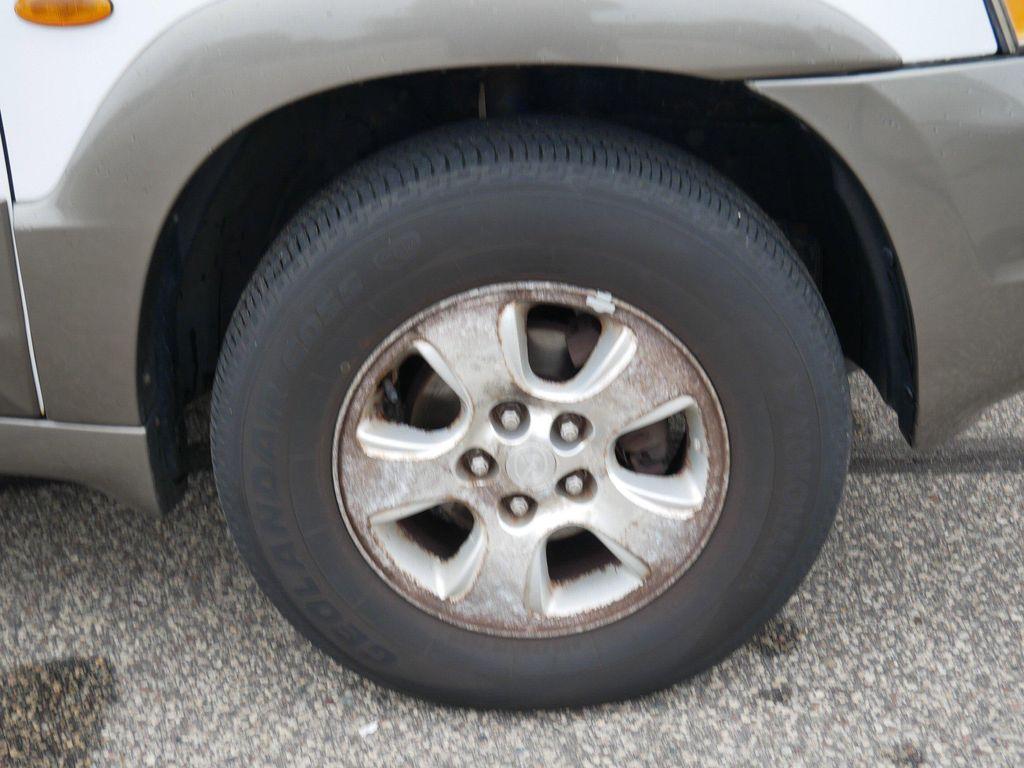 used 2003 Mazda Tribute car, priced at $982