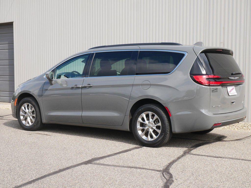 used 2022 Chrysler Pacifica car, priced at $31,982