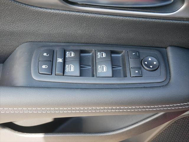 new 2025 Chrysler Pacifica car, priced at $41,390