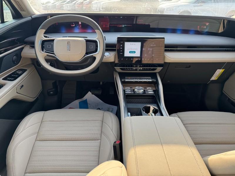 new 2025 Lincoln Nautilus car, priced at $67,645