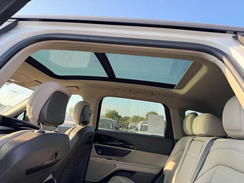 new 2025 Lincoln Nautilus car, priced at $67,645