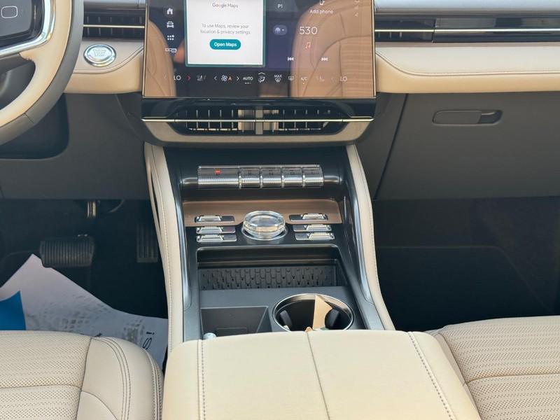 new 2025 Lincoln Nautilus car, priced at $67,645