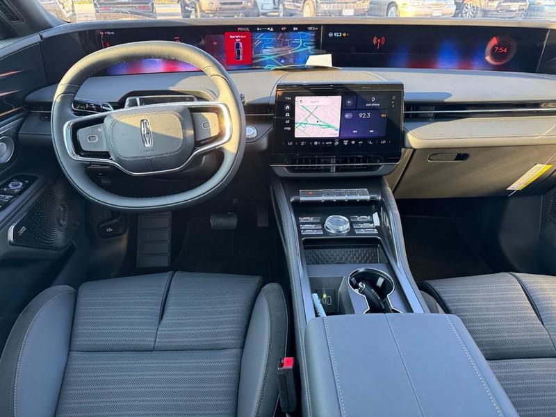 new 2025 Lincoln Nautilus car, priced at $72,010