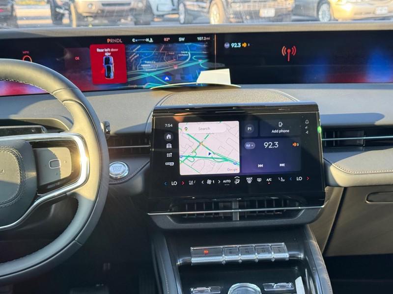 new 2025 Lincoln Nautilus car, priced at $72,010