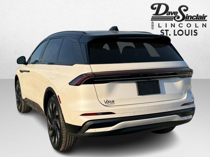 new 2025 Lincoln Nautilus car, priced at $72,010