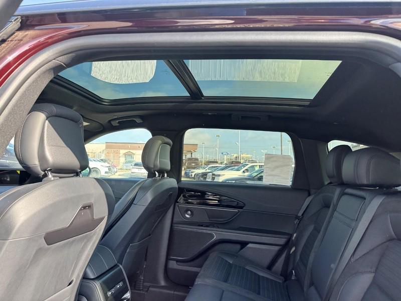 new 2025 Lincoln Nautilus car, priced at $68,455
