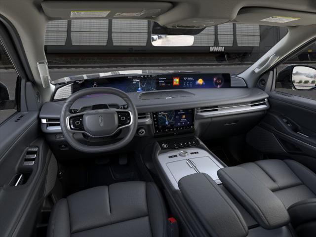 new 2025 Lincoln Navigator car, priced at $111,540