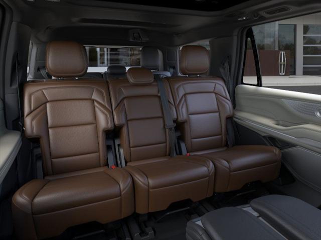new 2025 Lincoln Navigator car, priced at $106,955