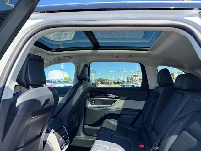 new 2025 Lincoln Nautilus car, priced at $60,181