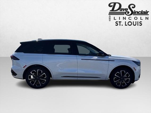 new 2025 Lincoln Nautilus car, priced at $60,181