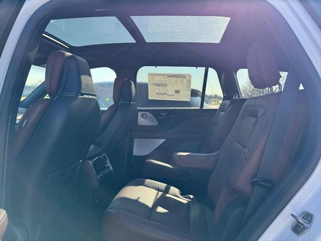 new 2025 Lincoln Aviator car, priced at $71,465