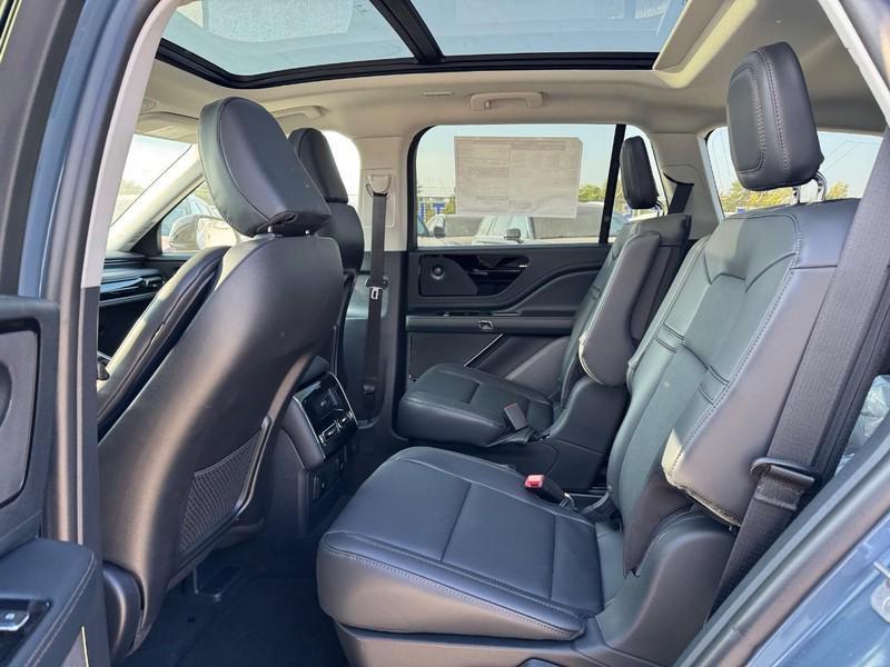 new 2025 Lincoln Aviator car, priced at $68,940