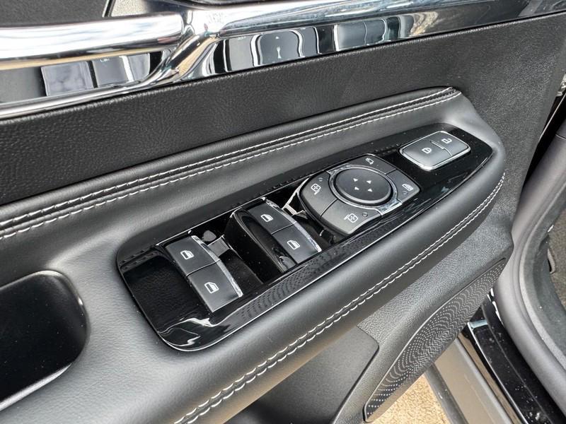 new 2025 Lincoln Corsair car, priced at $38,944