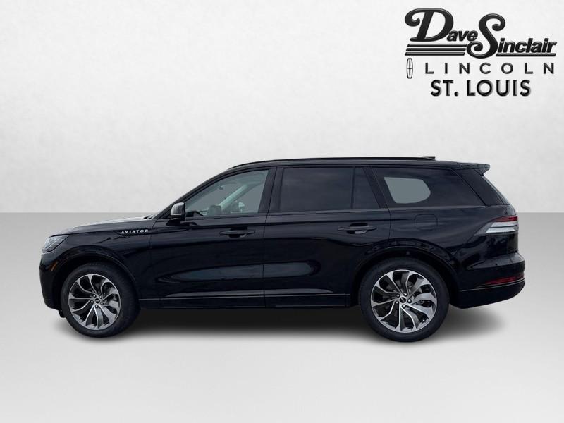 new 2025 Lincoln Aviator car, priced at $70,690