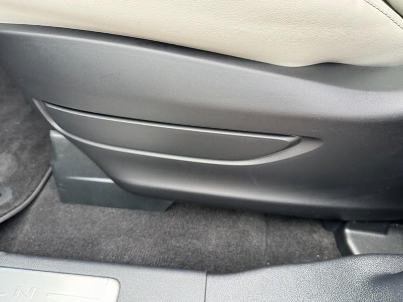 new 2025 Lincoln Aviator car, priced at $70,690