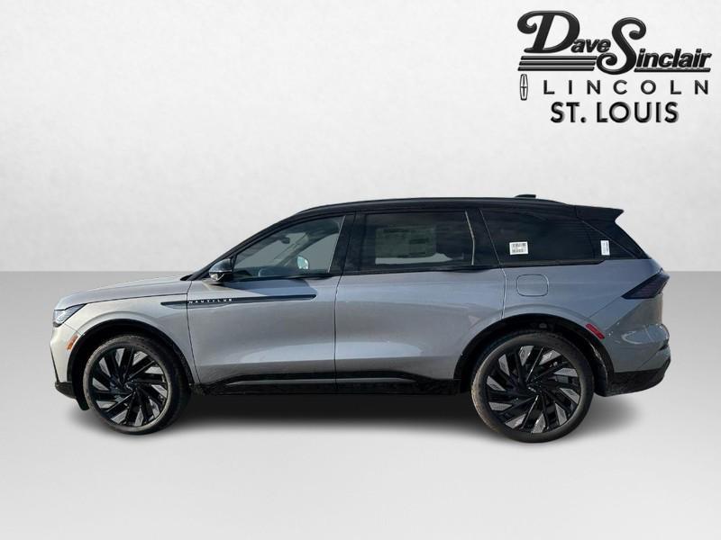 new 2025 Lincoln Nautilus car, priced at $70,095