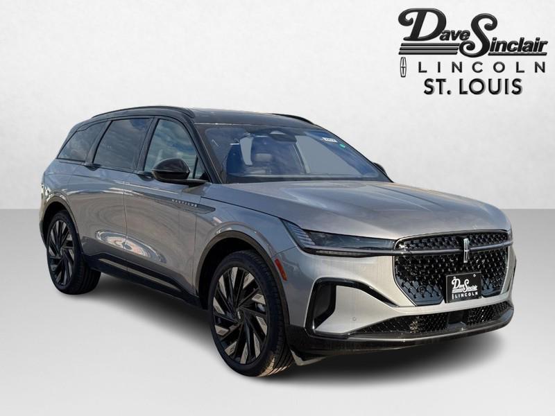 new 2025 Lincoln Nautilus car, priced at $70,095