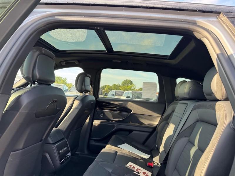 new 2025 Lincoln Nautilus car, priced at $70,095