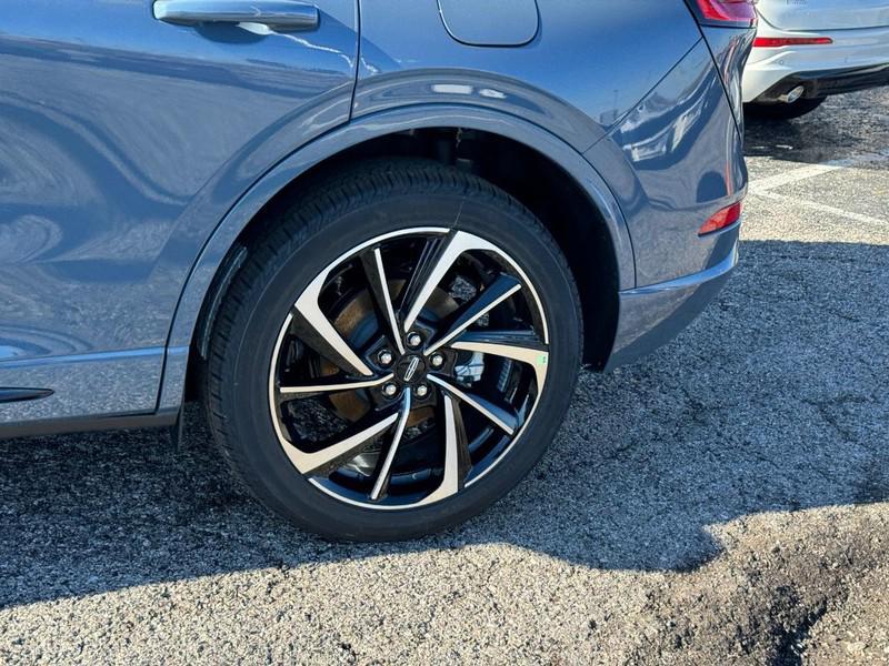 new 2025 Lincoln Corsair car, priced at $57,246