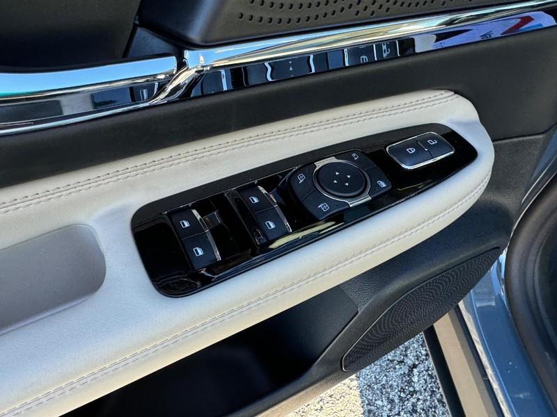 new 2025 Lincoln Corsair car, priced at $57,246