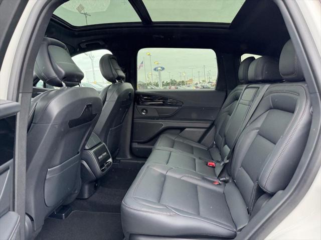 new 2025 Lincoln Nautilus car, priced at $58,476