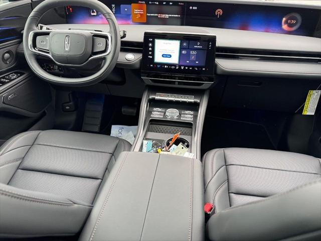new 2025 Lincoln Nautilus car, priced at $58,476
