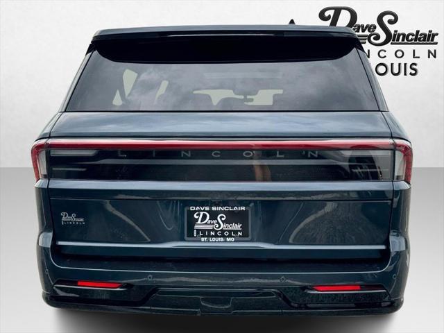 new 2025 Lincoln Navigator car, priced at $108,975