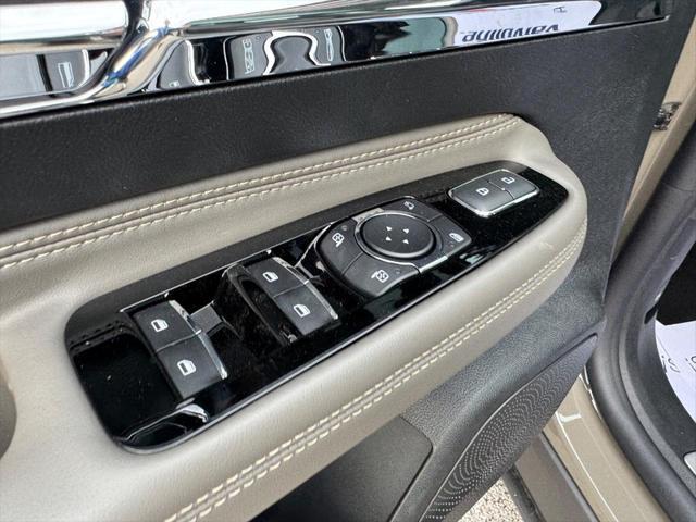 new 2025 Lincoln Corsair car, priced at $43,430