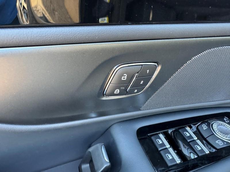 new 2025 Lincoln Nautilus car, priced at $56,735