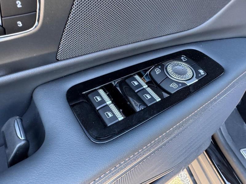 new 2025 Lincoln Nautilus car, priced at $56,735