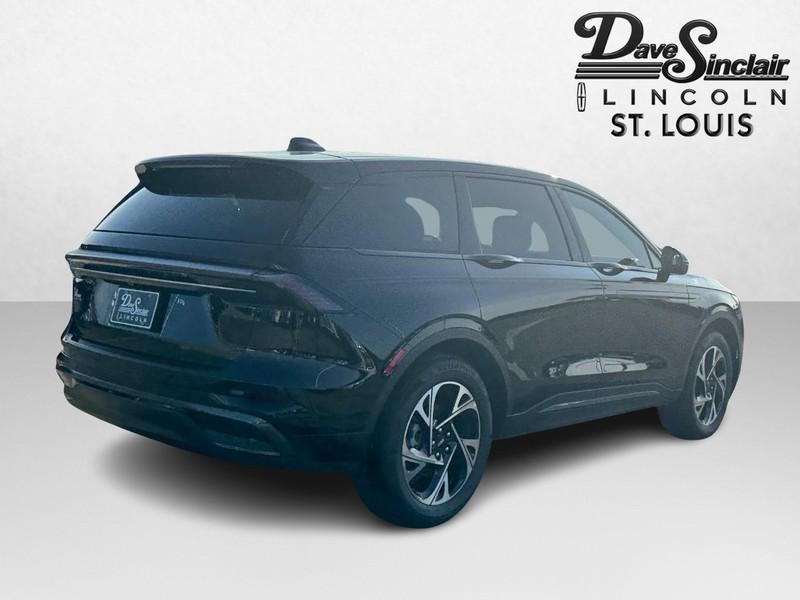 new 2025 Lincoln Nautilus car, priced at $56,735