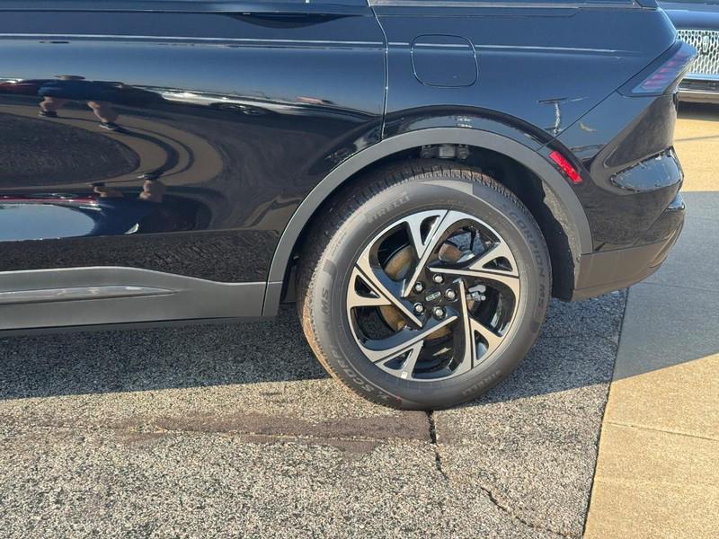 new 2025 Lincoln Nautilus car, priced at $56,735