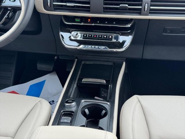 new 2025 Lincoln Corsair car, priced at $44,107