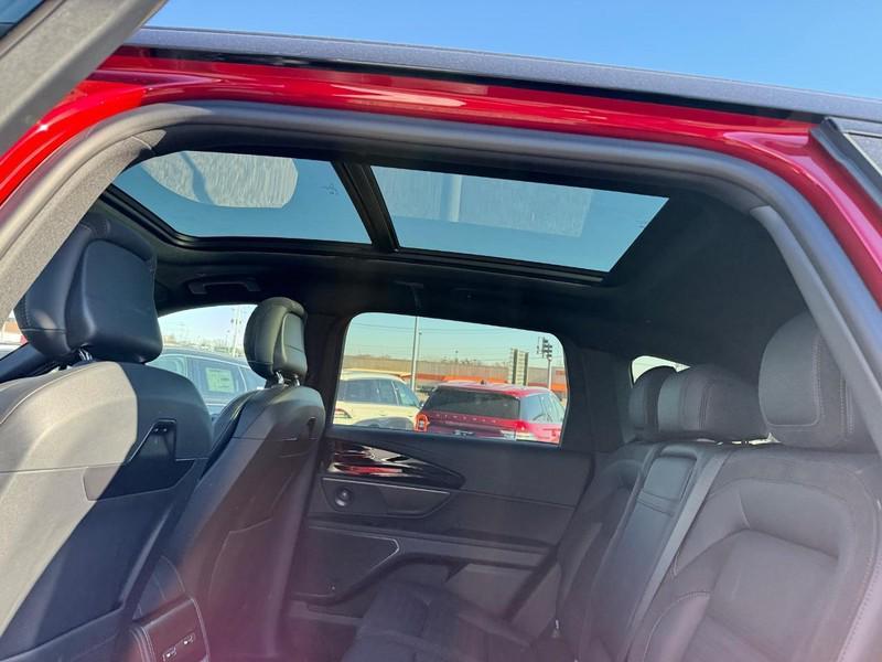 new 2025 Lincoln Nautilus car, priced at $66,455