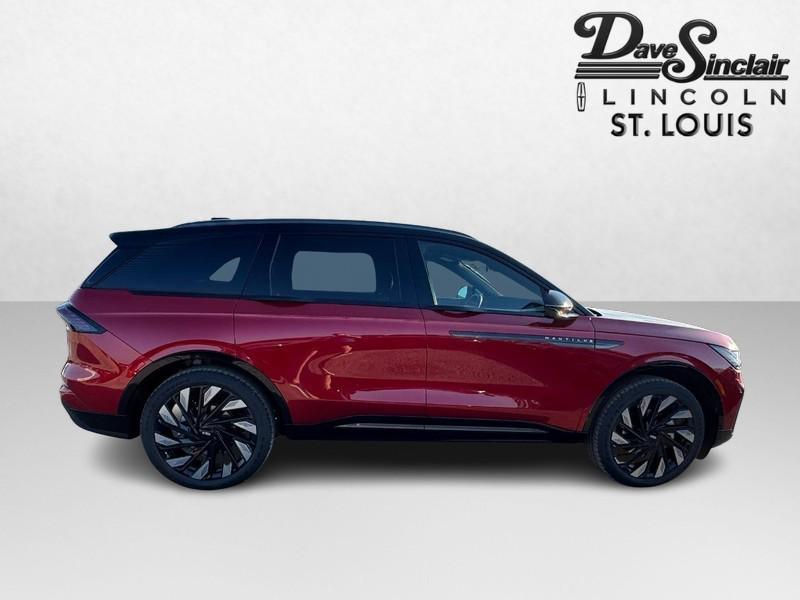 new 2025 Lincoln Nautilus car, priced at $67,645