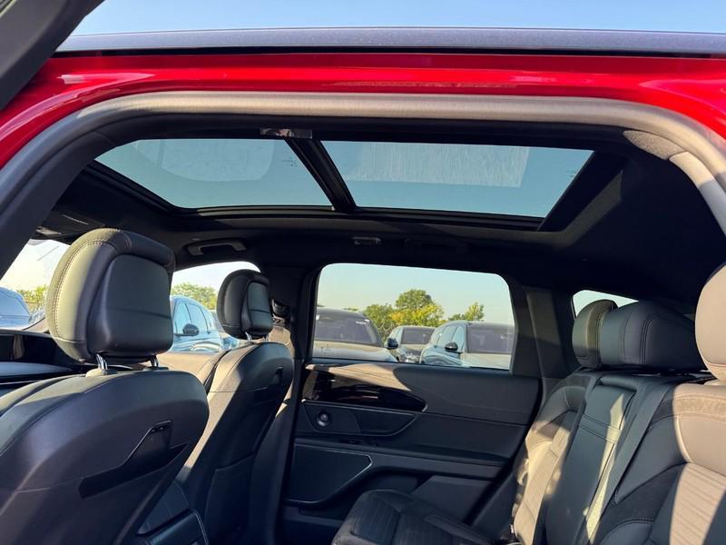 new 2025 Lincoln Nautilus car, priced at $67,645