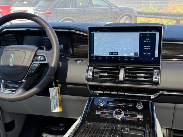 new 2024 Lincoln Navigator car, priced at $117,665