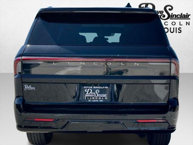new 2025 Lincoln Navigator car, priced at $111,545