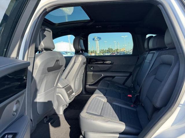 new 2025 Lincoln Nautilus car, priced at $62,071
