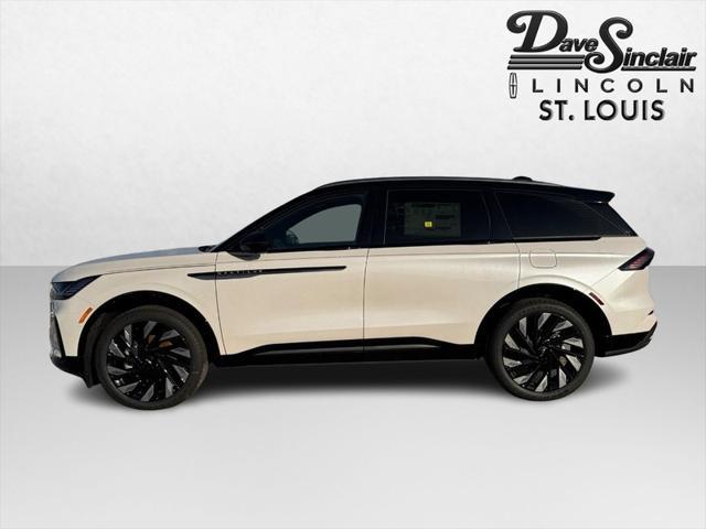 new 2025 Lincoln Nautilus car, priced at $62,071