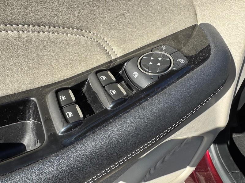 used 2019 Ford Edge car, priced at $15,549