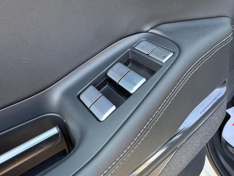 new 2025 Lincoln Navigator car, priced at $109,305