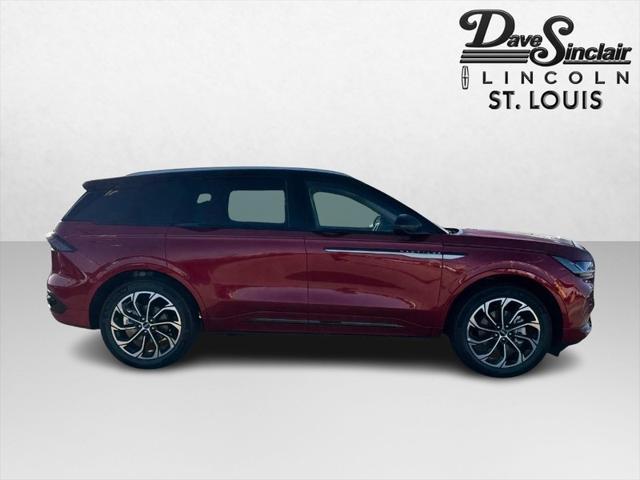 new 2025 Lincoln Nautilus car, priced at $57,868